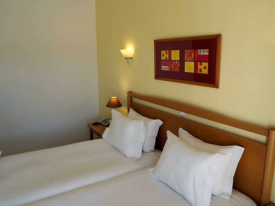 Luz Bay Hotel
