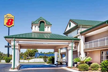 Super 8 by Wyndham Marianna