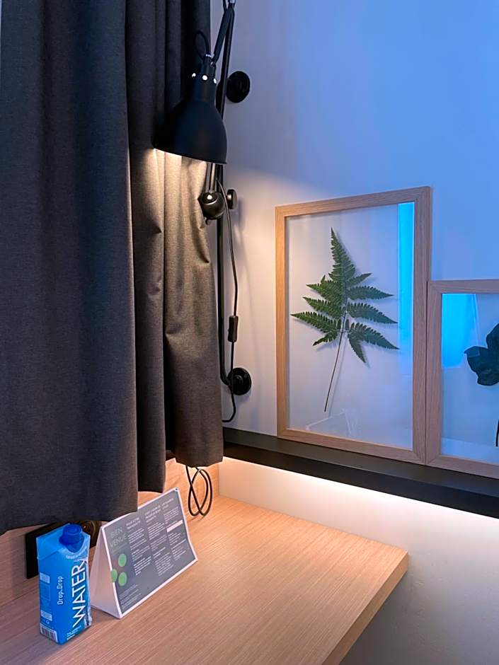 Kyriad Prestige Montpellier Ouest - Croix D'argent