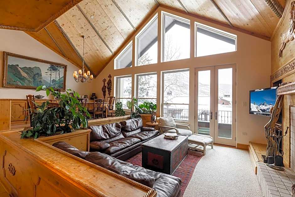 Northwood's Ski-In Ski-Out by Vail Realty