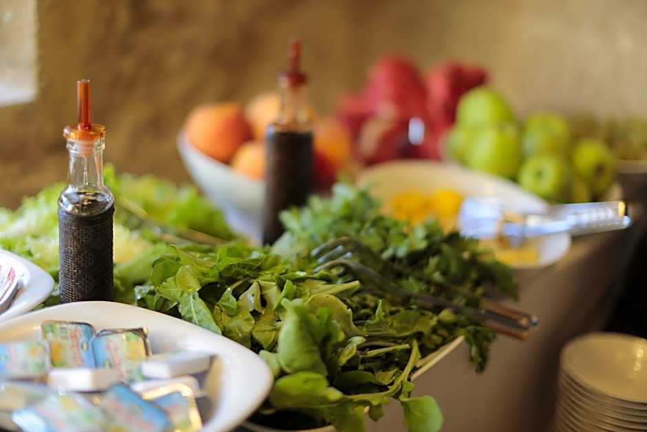 ShoeString Stone House