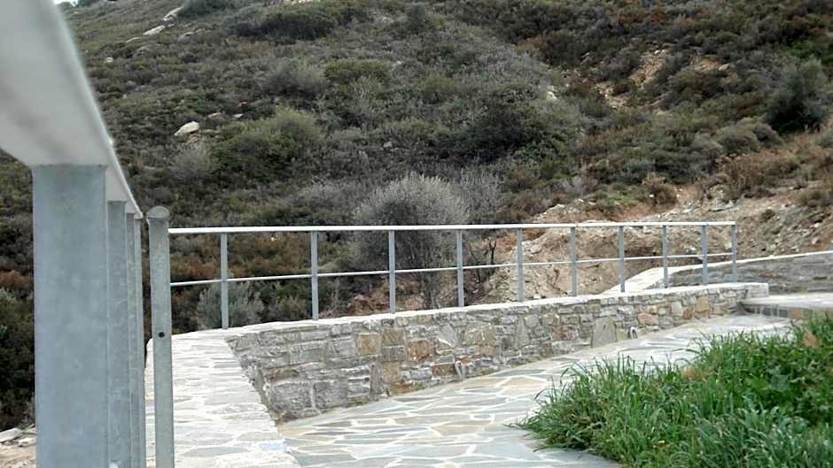 Heliopetra Sea View Studios