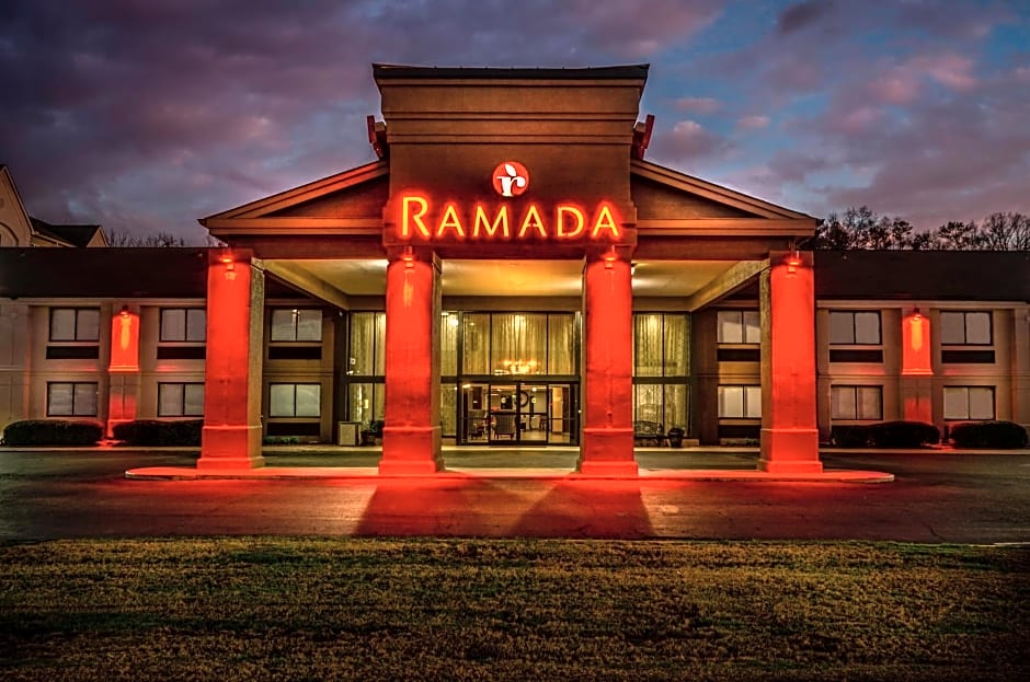 Ramada by Wyndham Tuscaloosa