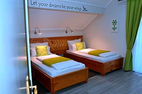 Twin Room with Private Bathroom