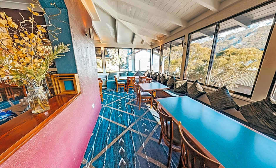 Bernti's Mountain Inn