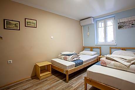 Twin Room with Shared Bathroom