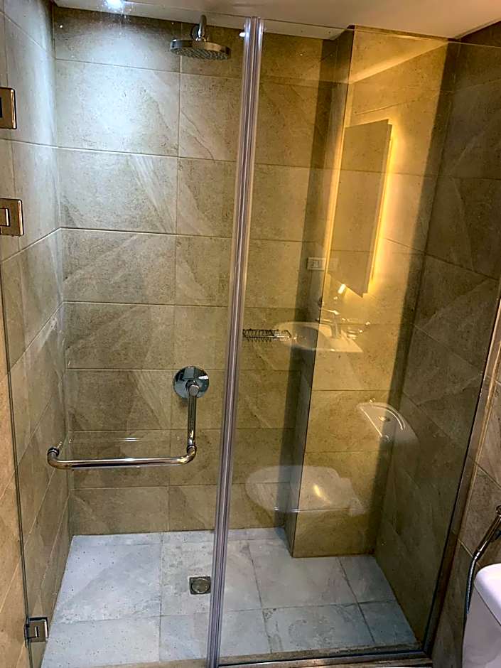 Miramar Talaat Harb Square