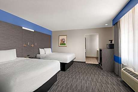 Mini Suite with Two Queen Beds - Non-Smoking