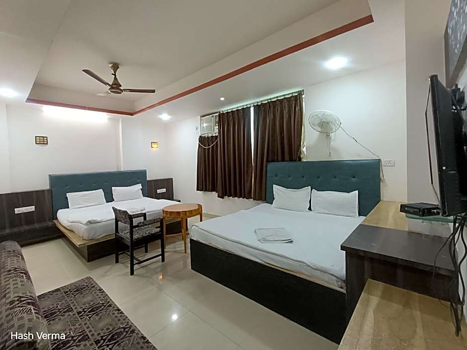 Hotel New Holiday Inn