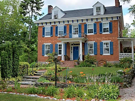 Lightner Farmhouse B&B