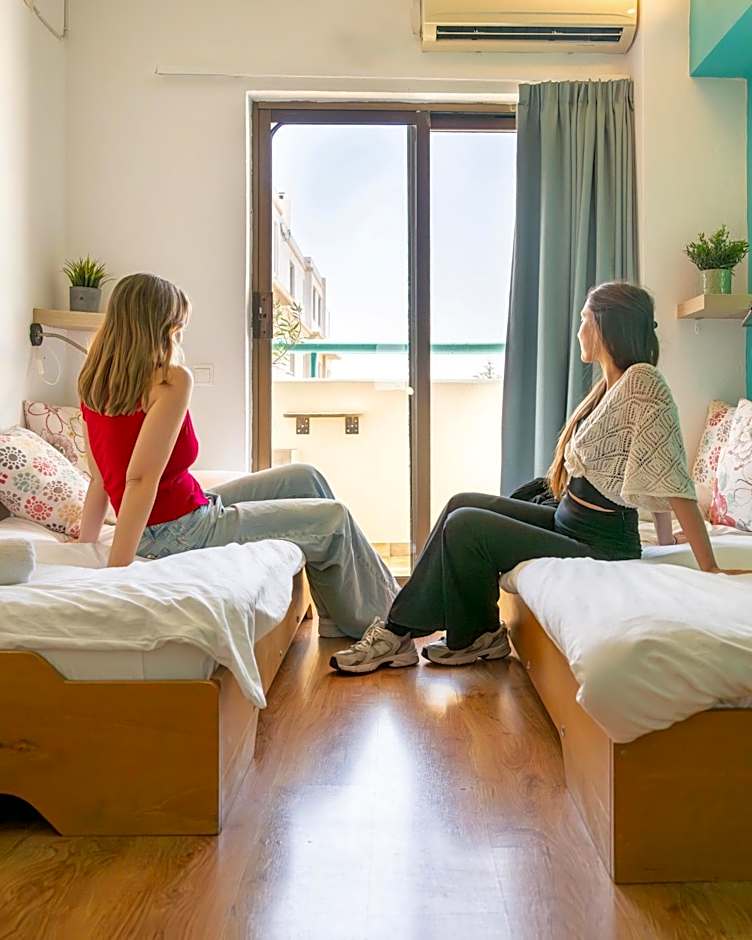 STAY Rhodes HoStel & Bar