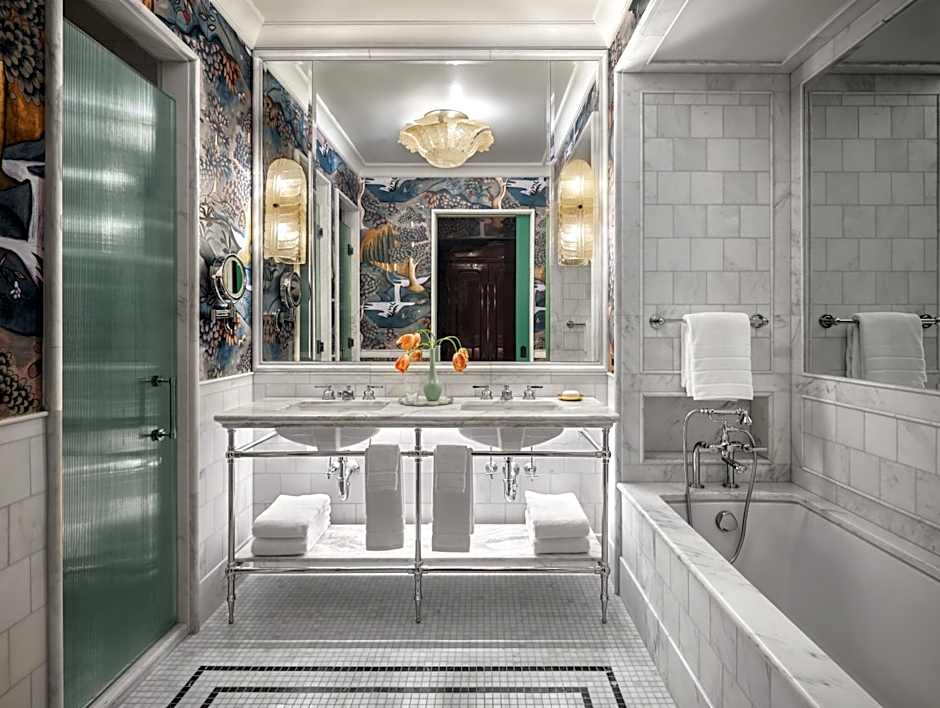 The Fifth Avenue Hotel