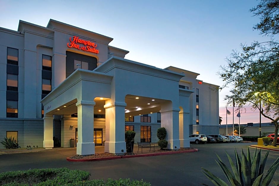 Hampton Inn By Hilton And Suites Las Vegas Airport