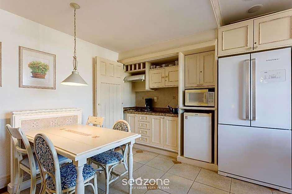 Beachfront Studios at IL Campanario Resort ILCTOP