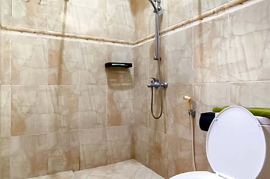 RedDoorz Syariah @ Chilla Guest House Padang