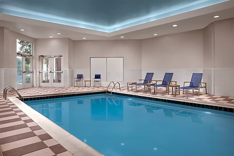 Embassy Suites By Hilton Birmingham / Hoover
