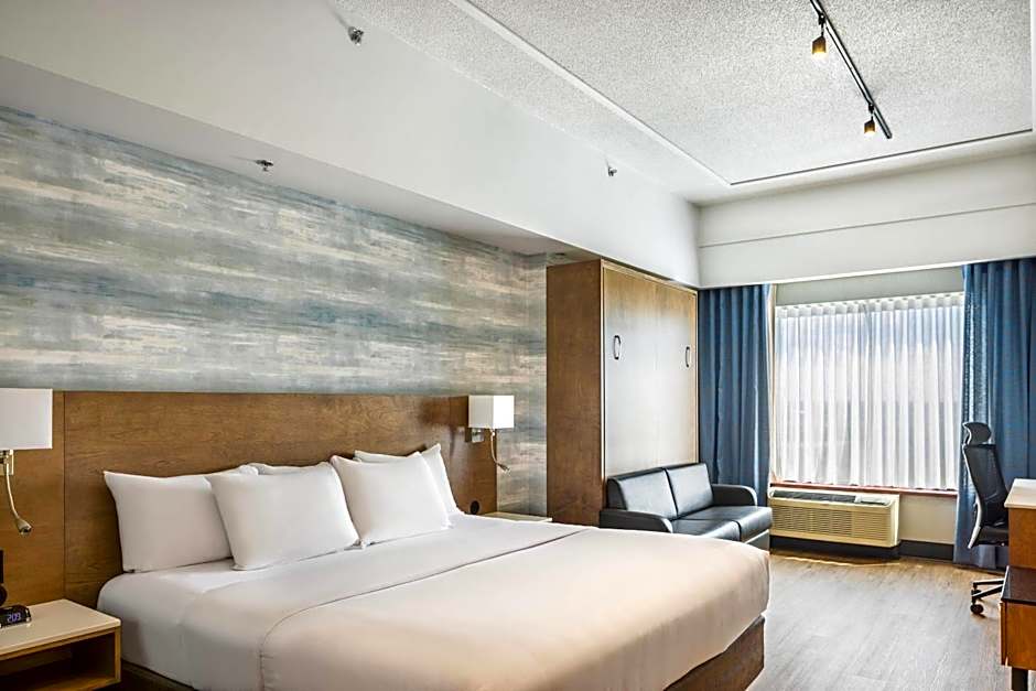 Quality Inn & Suites Levis