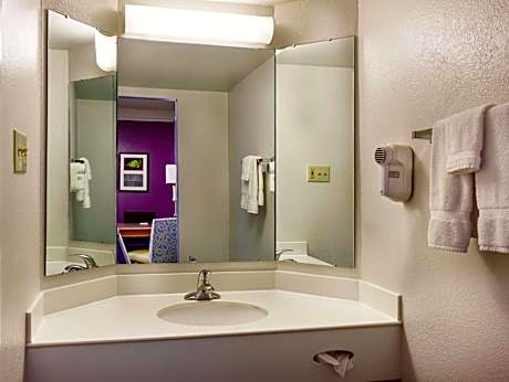 Double Room with Two Double Beds - Non-Smoking
