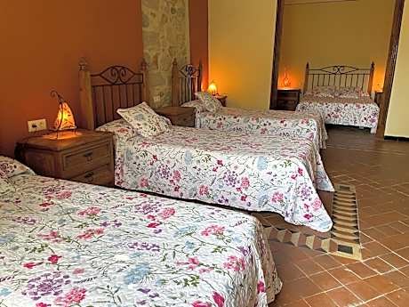 Family Room (4 Adults)