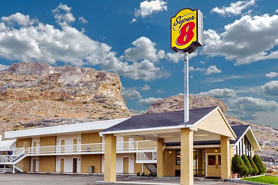 Super 8 by Wyndham Wendover