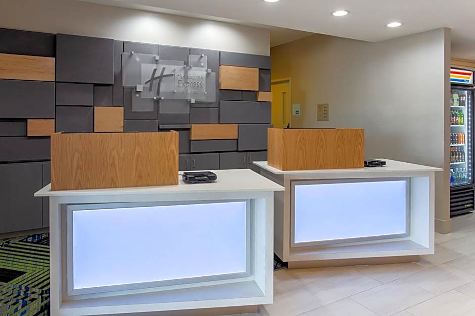 Holiday Inn Express & Suites Vandalia By IHG