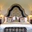 Peak Edge Hotel
