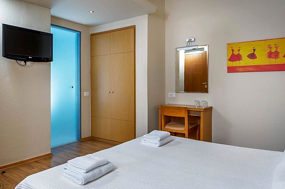 Kitro Beach Hotel - Adults Only