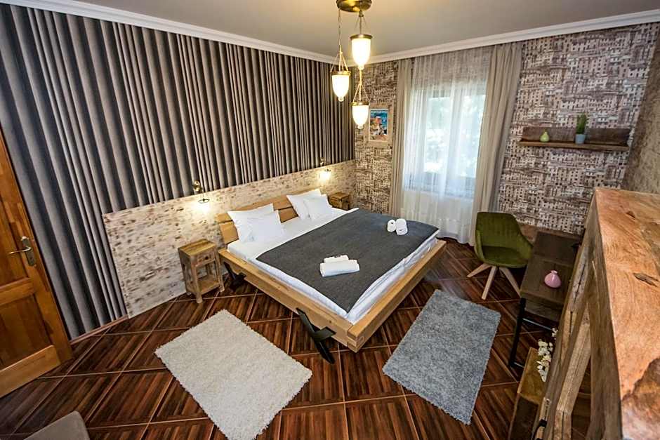 Platan Garden Rooms & Restaurant