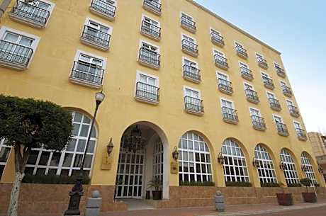 Fiesta Inn Toluca Centro