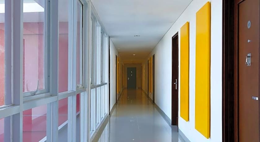 Amaris Hotel Dewi Sri