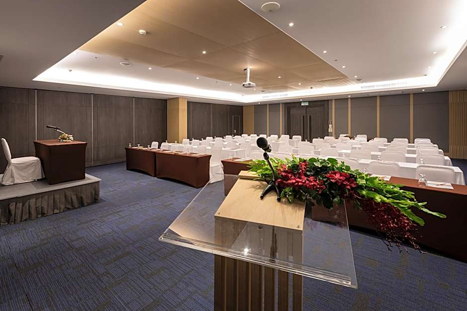 Kantary Hotel and Serviced Apartments Amata Bangpakong