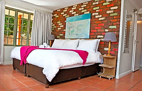 King or Twin Room - Ground Floor
