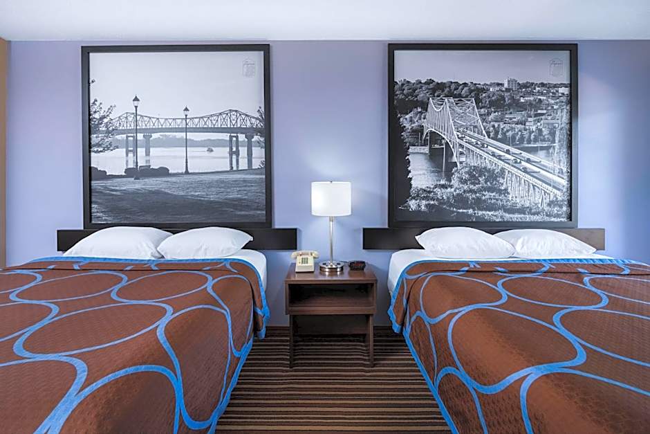 Super 8 by Wyndham Gadsden AL