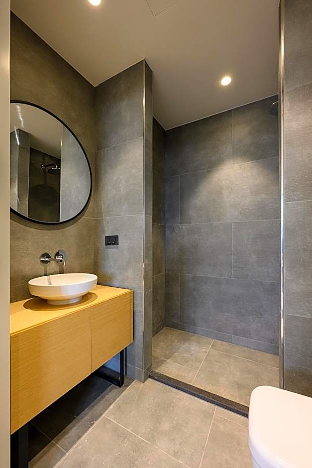 12A, Luxury & Unique, Cinema, Terrace, Stunning View, Central Location!