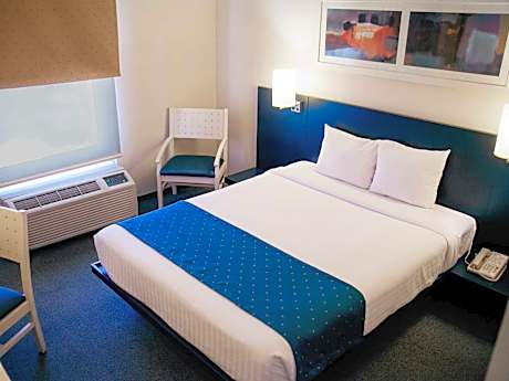 ONE QUEEN BED