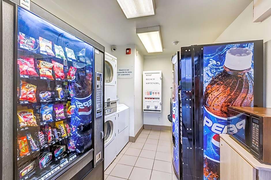 Motel 6-Wheat Ridge, CO - West - Denver North