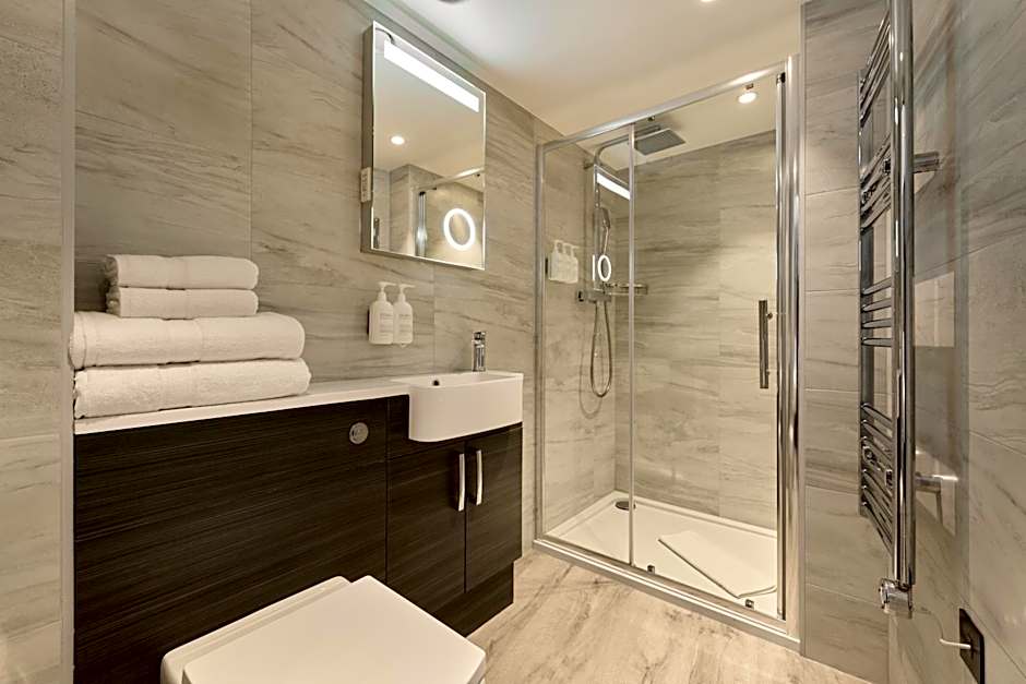 Spark by Hilton Luton