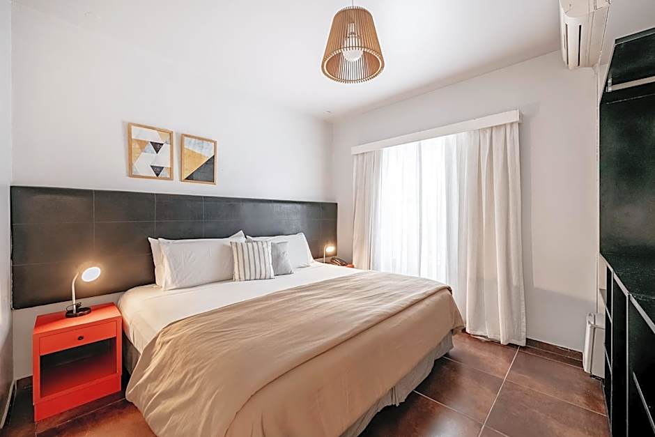 5411 Soho Hotel