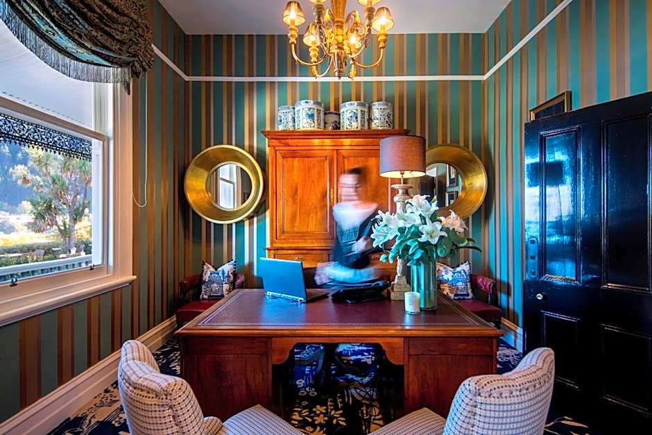 Hulbert House Luxury Boutique Lodge Queenstown