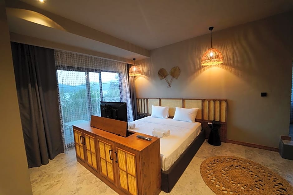 Icon Beach Suites Hotel Sovalye Island