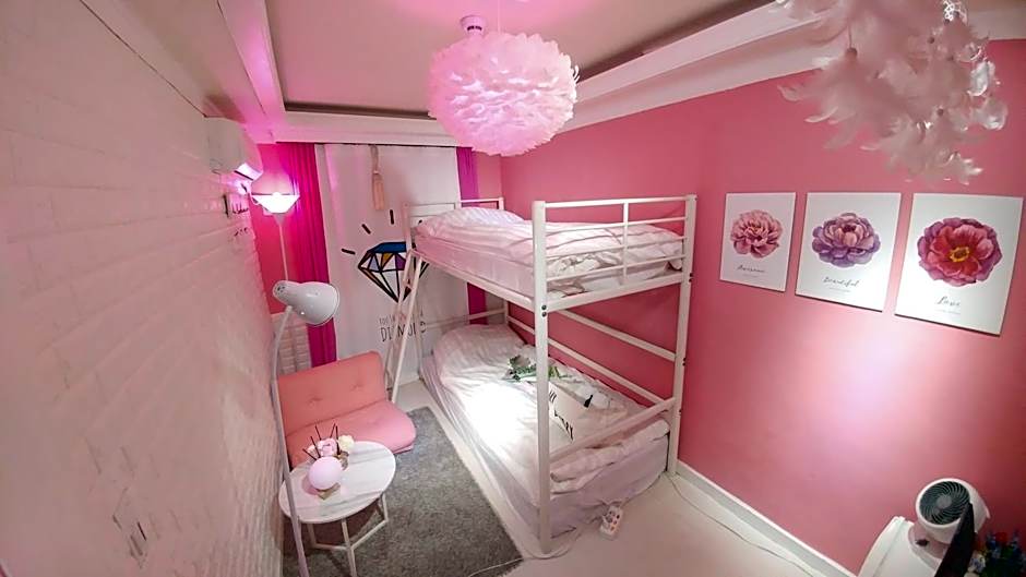 Photo 1 of 5 of Double Room