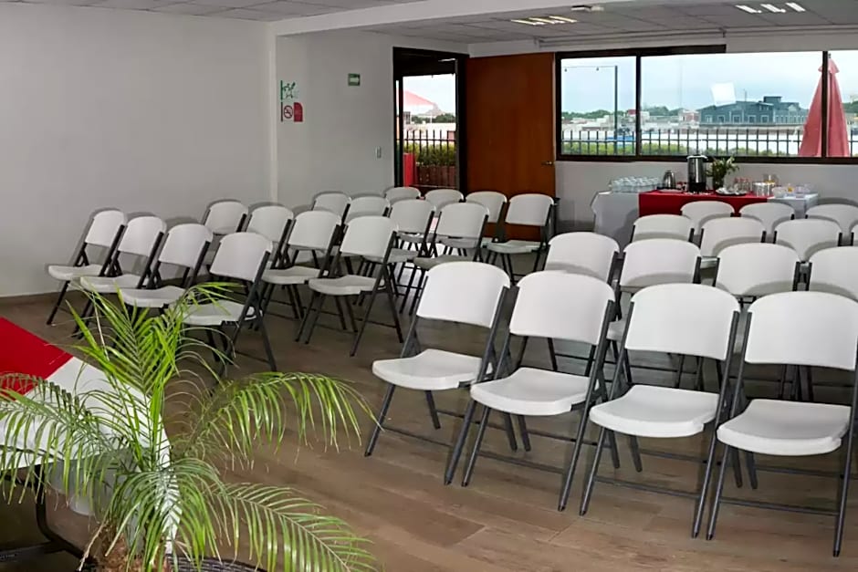 Comfort Inn Puebla Centro Histórico