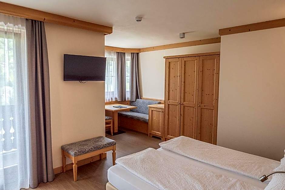 Hotel Garnì Paradisi - Wellness & Spa