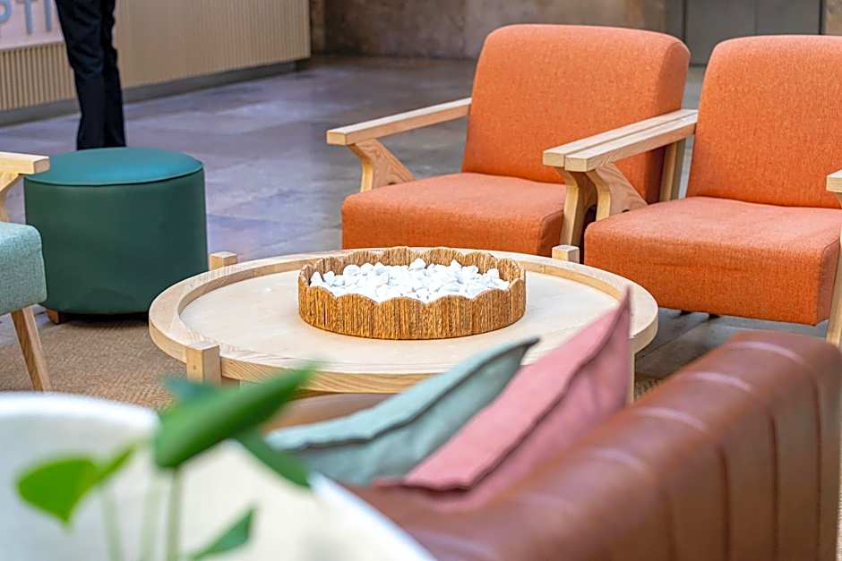 Lagoon Beach Hotel Apartments