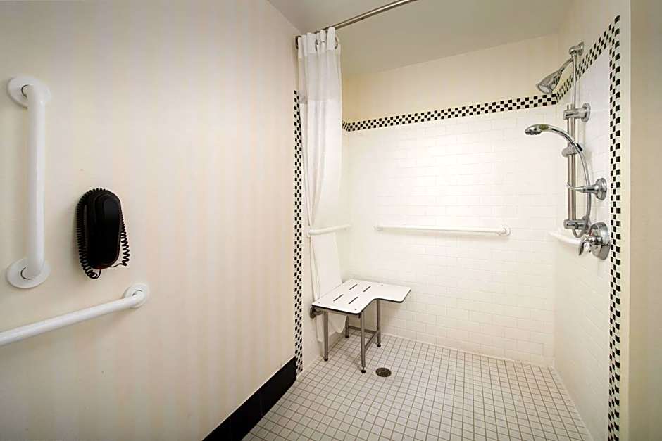 Fairfield Inn & Suites by Marriott Miami Airport South