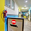 Hotel O Wamson Alpha Co living Stays