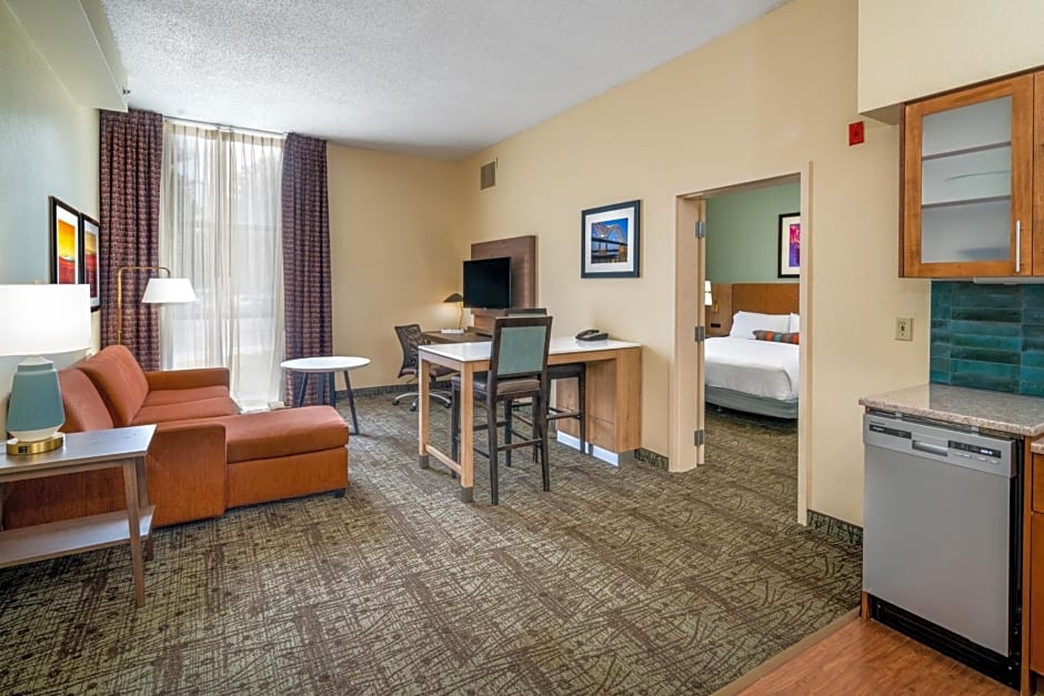 Staybridge Suites Memphis-Poplar Ave East by IHG