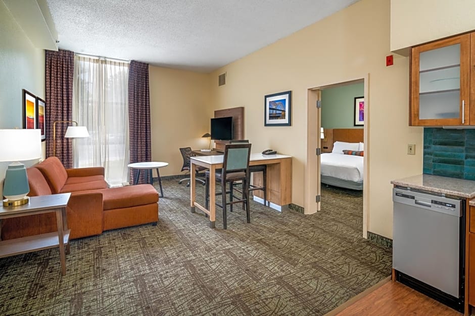 Staybridge Suites Memphis-Poplar Ave East