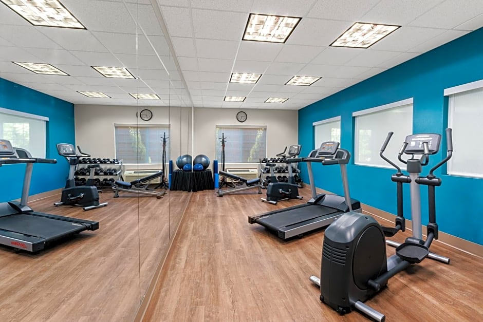 Holiday Inn Express Hotel & Suites Klamath Falls Central By IHG