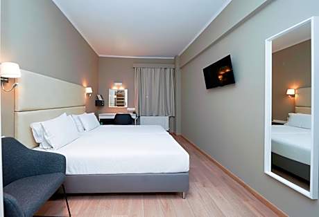 Twin Room Interior View